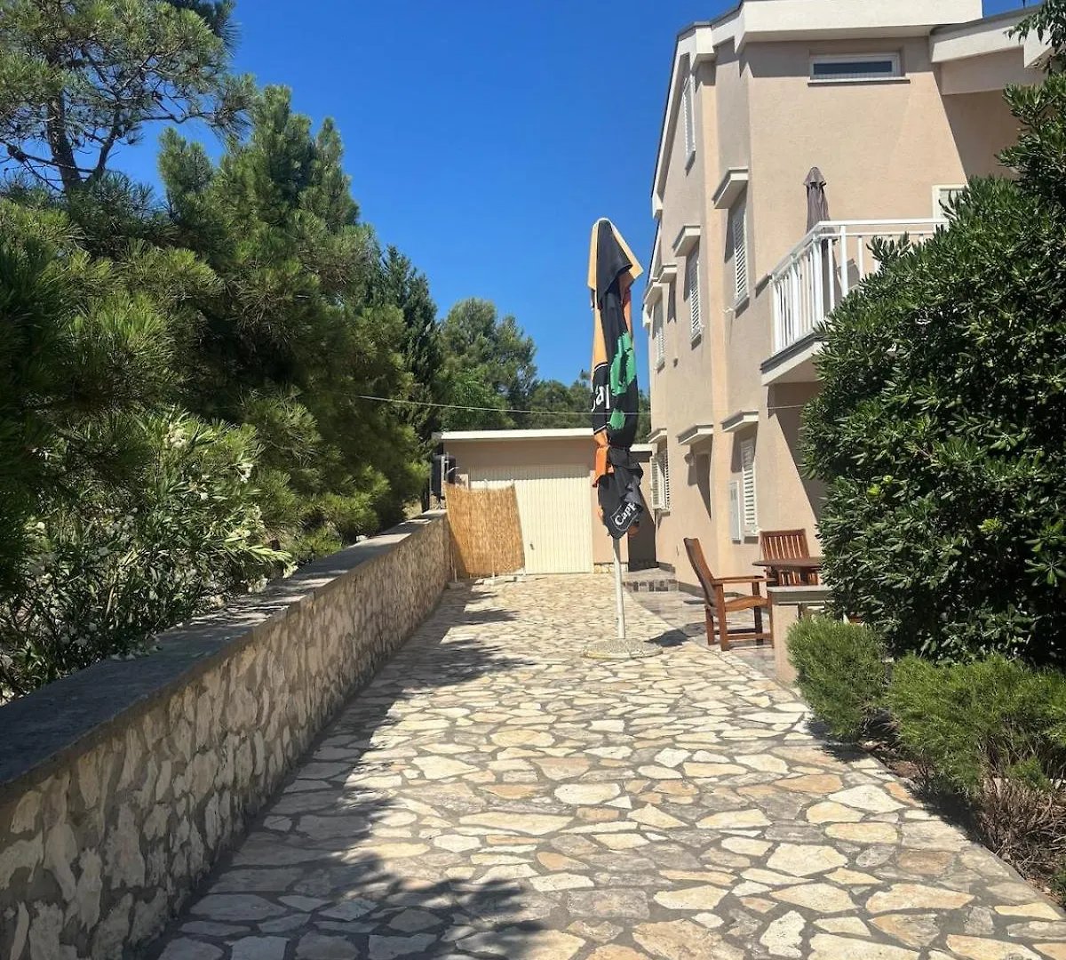 Domattina Apartments Vlasici, Pag 別荘