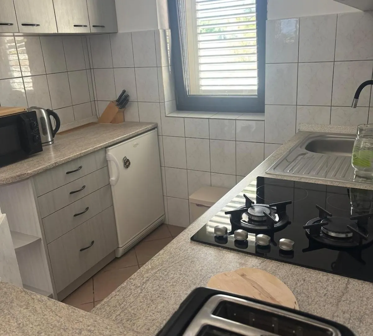 בית נופש Domattina Apartments Vlasici, Pag